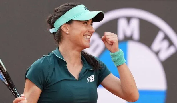Sorana Cîrstea sărbătorește victoria în sferturile WTA 1000 de la Roma.